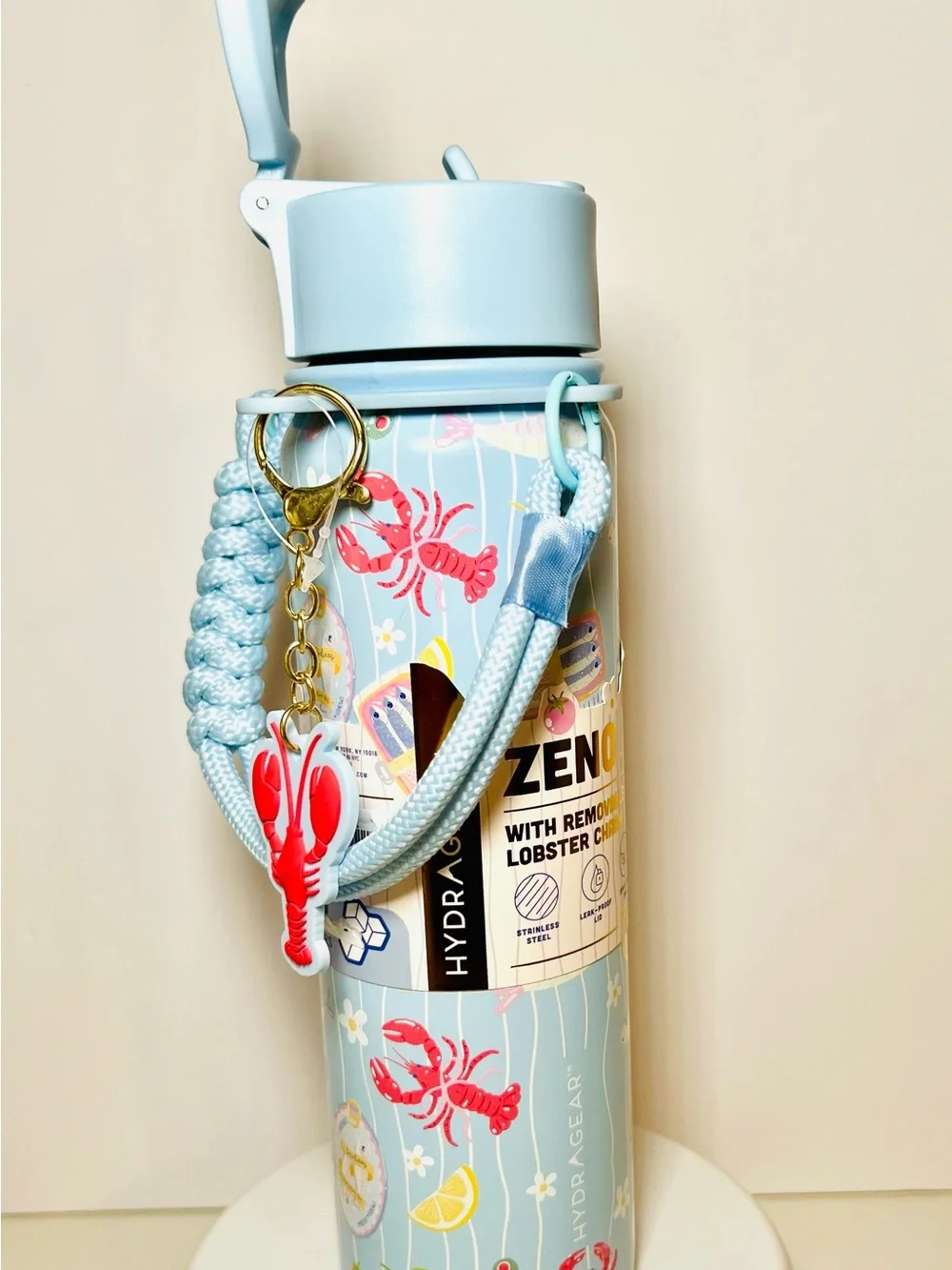Hydragear 22oz Summer Seafood Flip Top Water Bottle Lobster Charm Rope Handle - Picture 1 of 17